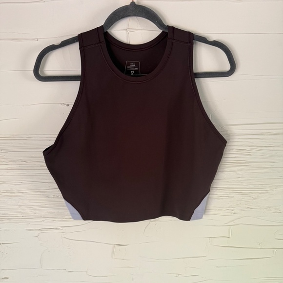 NWT! ON Movement Crop | L|  Ox/ Lavender - Picture 3 of 7